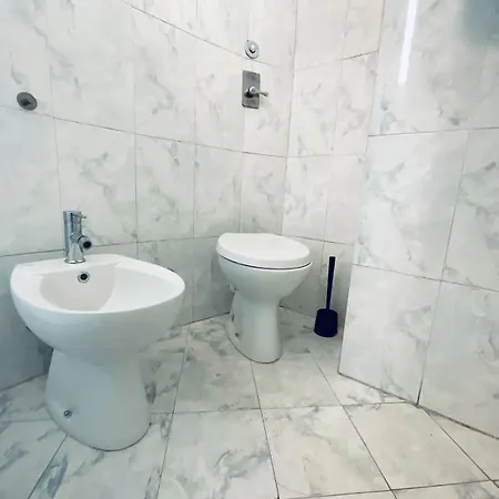 In A Strategic Position Apartment *