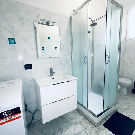 Apartment In A Strategic Position Milan