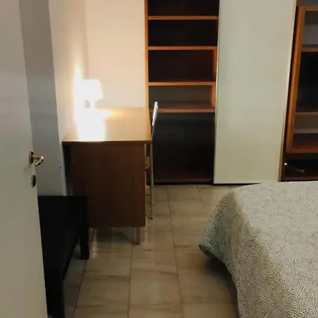 Apartment In A Strategic Position Milan